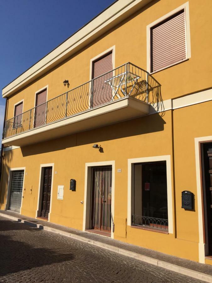 Nuovo Appartamento In Centro Pula Exterior photo